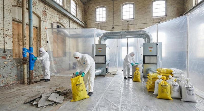 Comment r&eacute;ussir la d&eacute;contamination d'un b&acirc;timent ancien ?